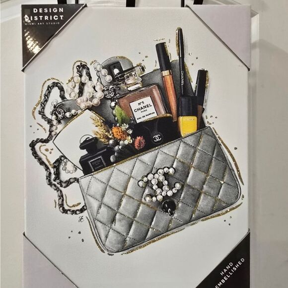 Design District Luxury Chanel Treasure Bag Canvas Wall Decor - Picture 7 of 9